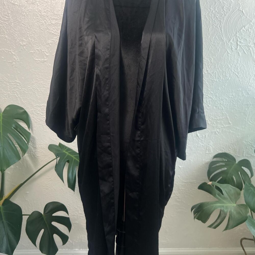 Victoria secret Women's Black satin Robe